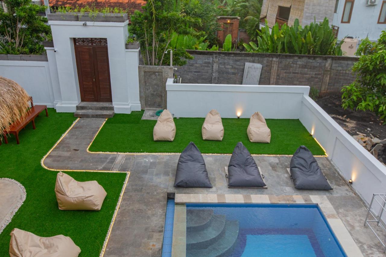 Zentiga Surf Hostel Canggu  Exterior photo